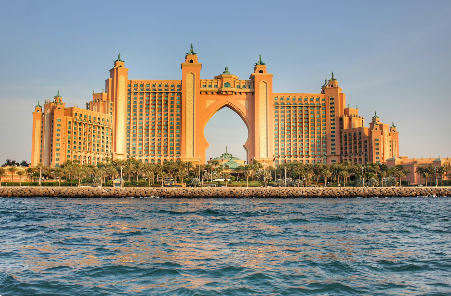 FLY TO DUBAI